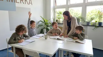Centrum Edukacji Klamerka we Wrześni — korepetycje, kursy egzaminacyjne i wsparcie psychologiczne dla dzieci